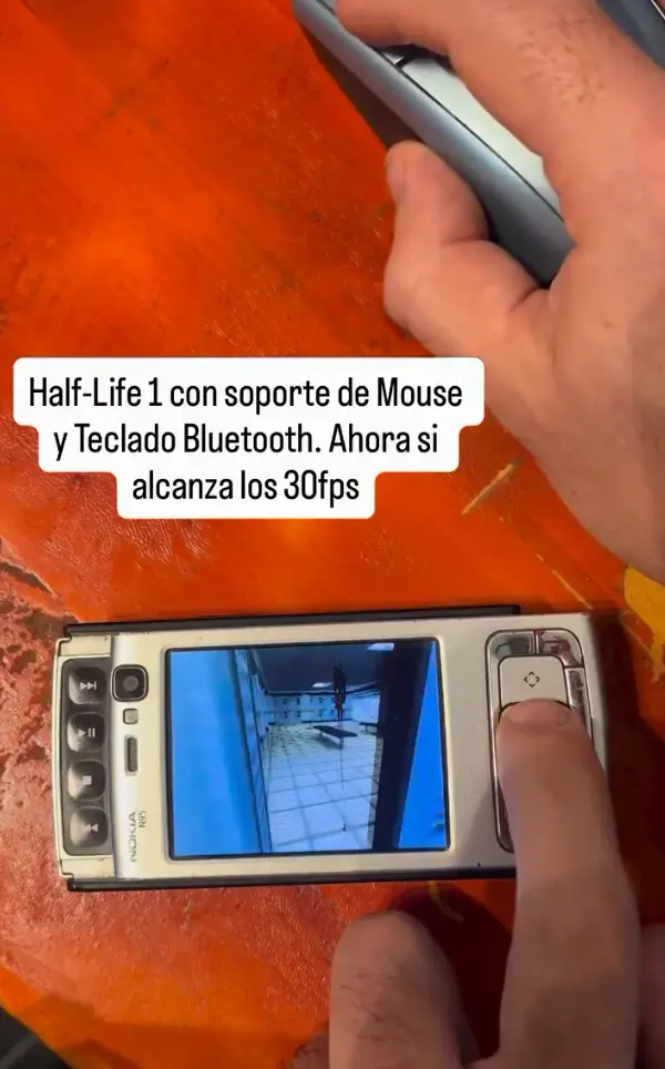 RODANDO Half-Life EM NOKIA N95