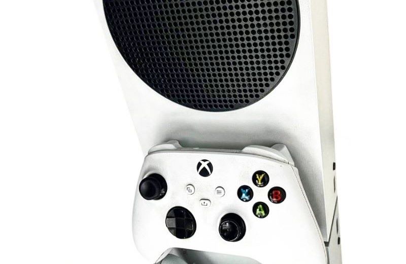 controle branco xbox e console